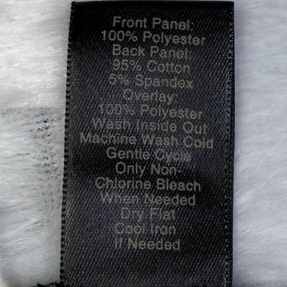 Ann Taylor Ivory Sleeveless Top with a Tier Scallop Front Design. Size S - Picture 7 of 7